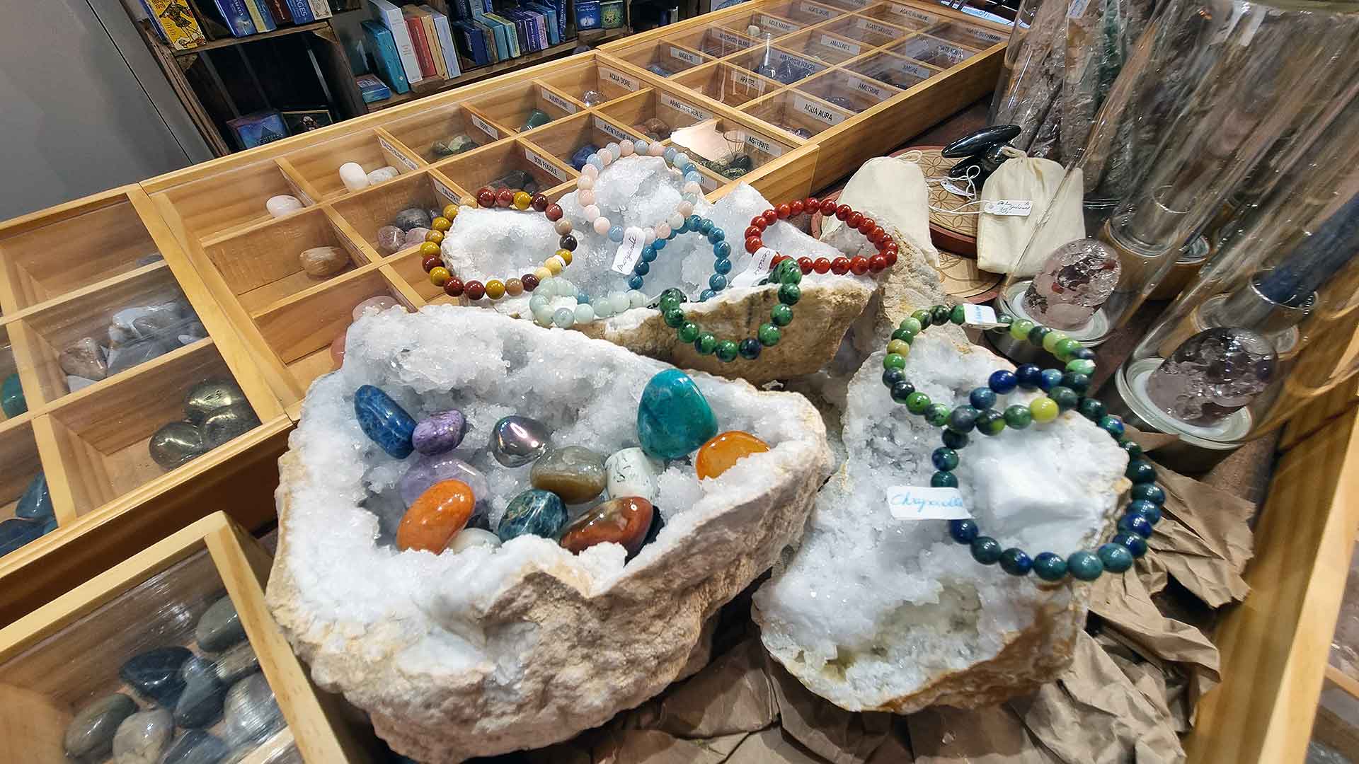 Pierres et minéraux de collection pour décoration intérieure originale